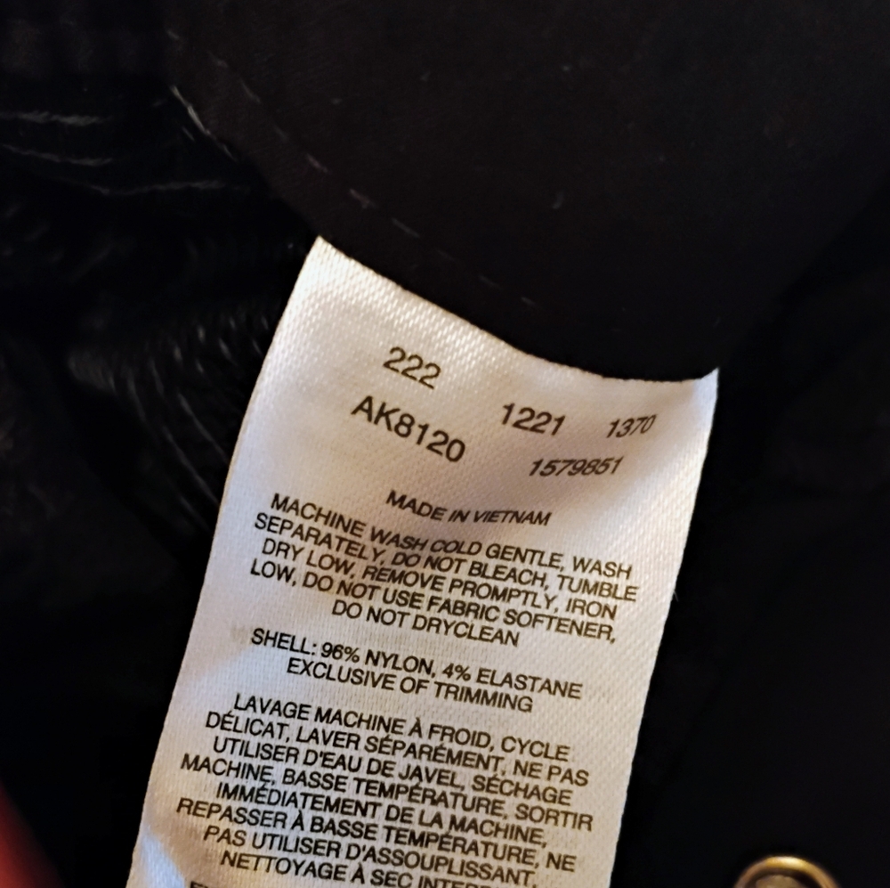NWT Columbia Omni-Shield Womens Black Convertible Pants UPF 50 Size 14S Short - Picture 12 of 12